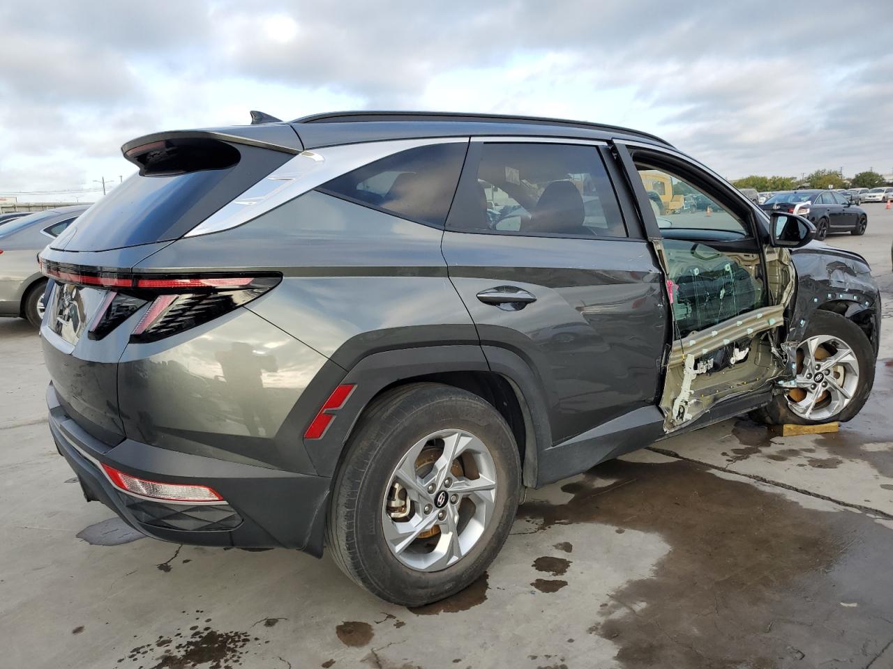 2023 Hyundai Tucson VIN 5NMJB3AE6PH183926 Copart auction photo, side / front end damage thumbnail 3