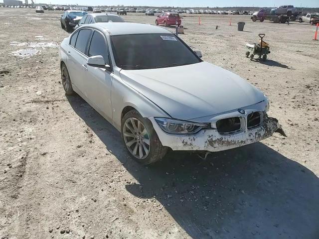 2018 BMW 3er VIN WBA8A9C59JAH14099 Copart auction photo, front end / rear end damage thumbnail 10