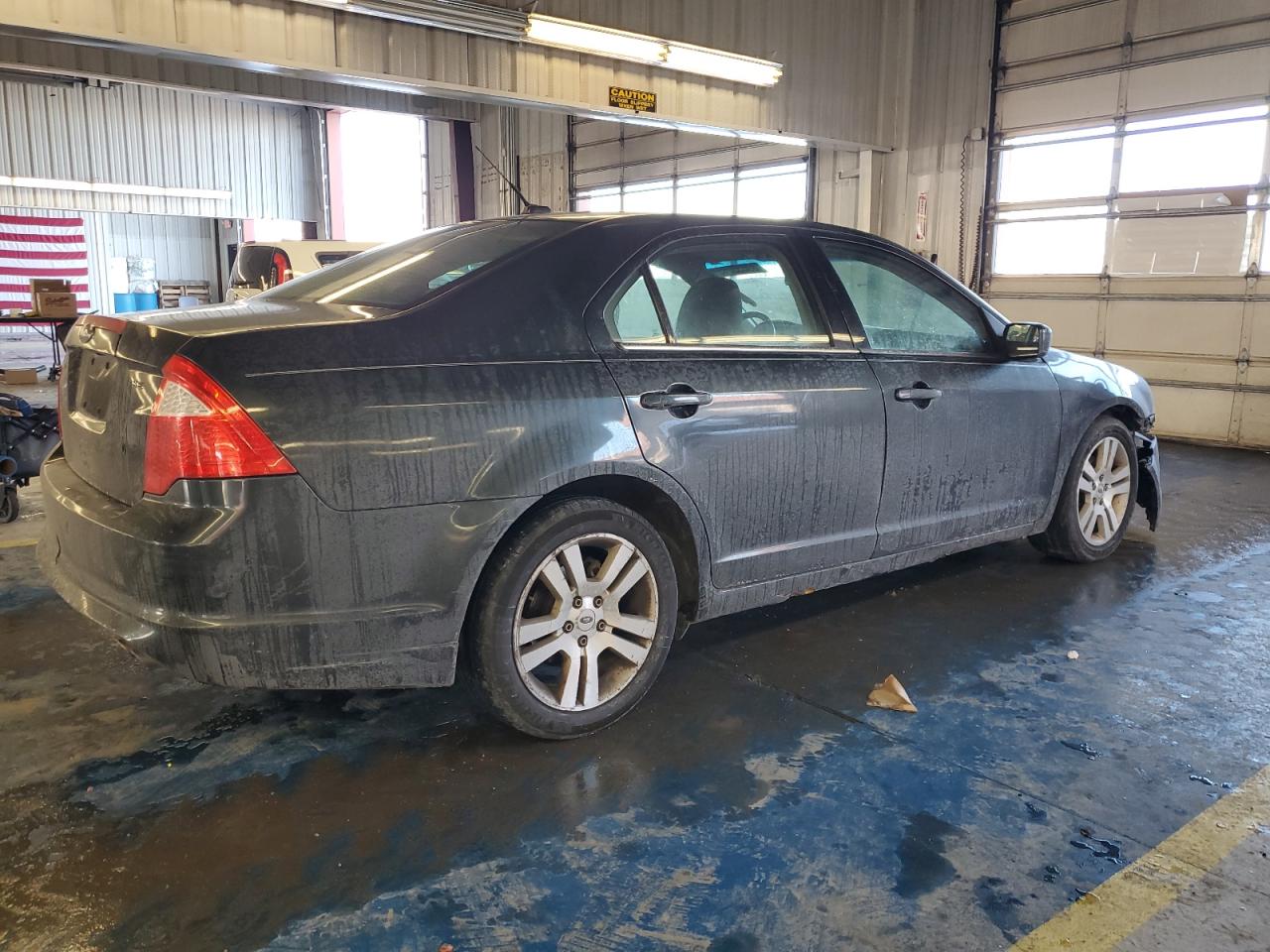 2010 Ford Fusion VIN 3FAHP0HA4AR193739 Copart auction photo, front end / rear end damage thumbnail 3