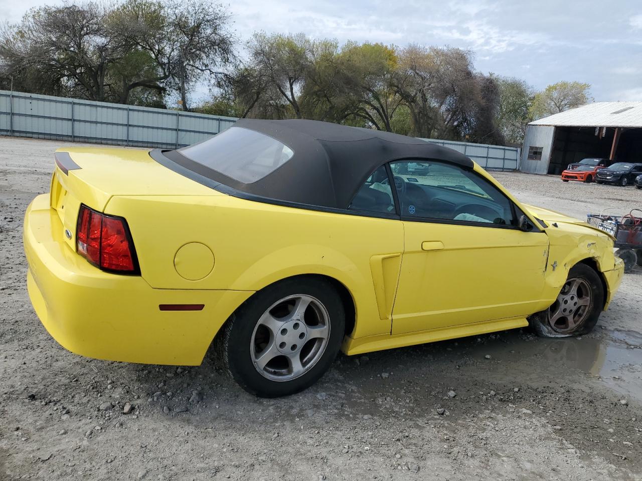 2002 Ford Mustang VIN 1FAFP44462F174896 Copart auction photo, front end / side damage thumbnail 3
