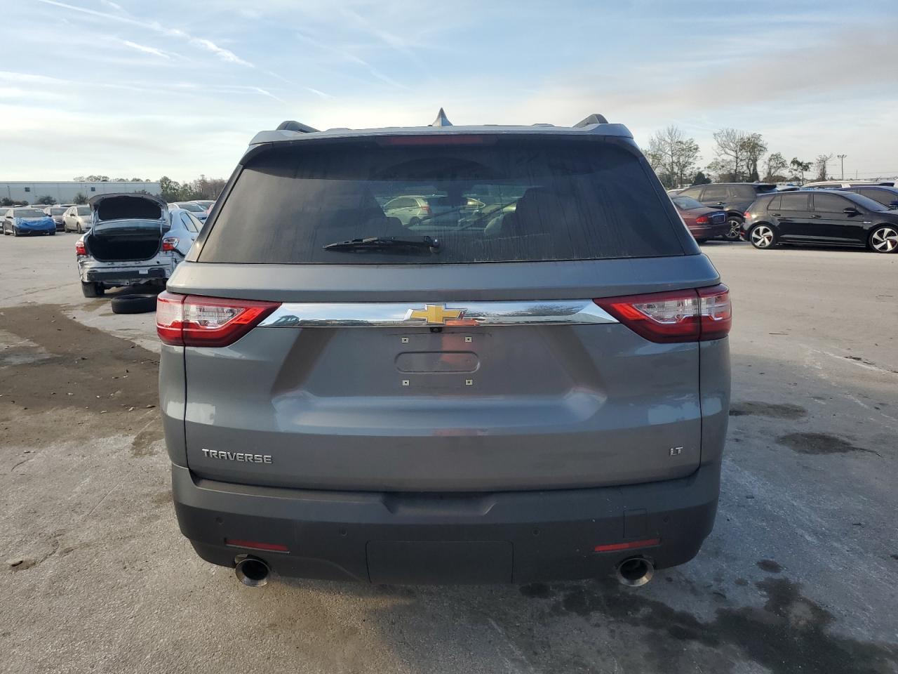 2020 Chevrolet Traverse VIN 1GNERGKW9LJ265804 Copart auction photo, front end / side damage thumbnail 6