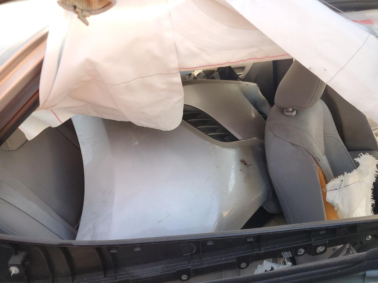 2014 Toyota Corolla VIN 2T1BURHE4EC083561 Copart auction photo, biohazard/chemical / all over damage thumbnail 11