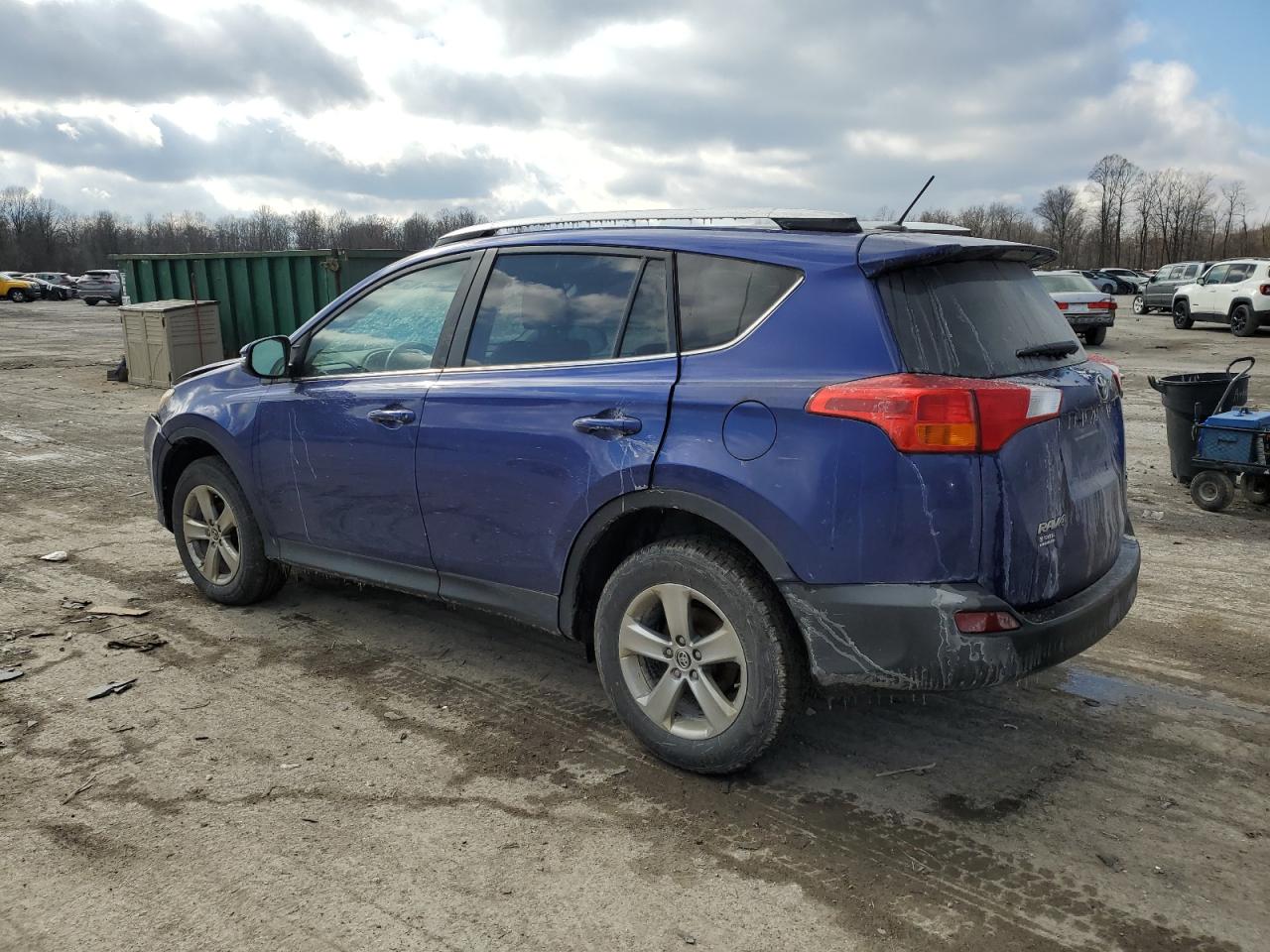 2015 Toyota RAV 4 VIN 2T3RFREV3FW246916 Copart auction photo, front end damage thumbnail 2