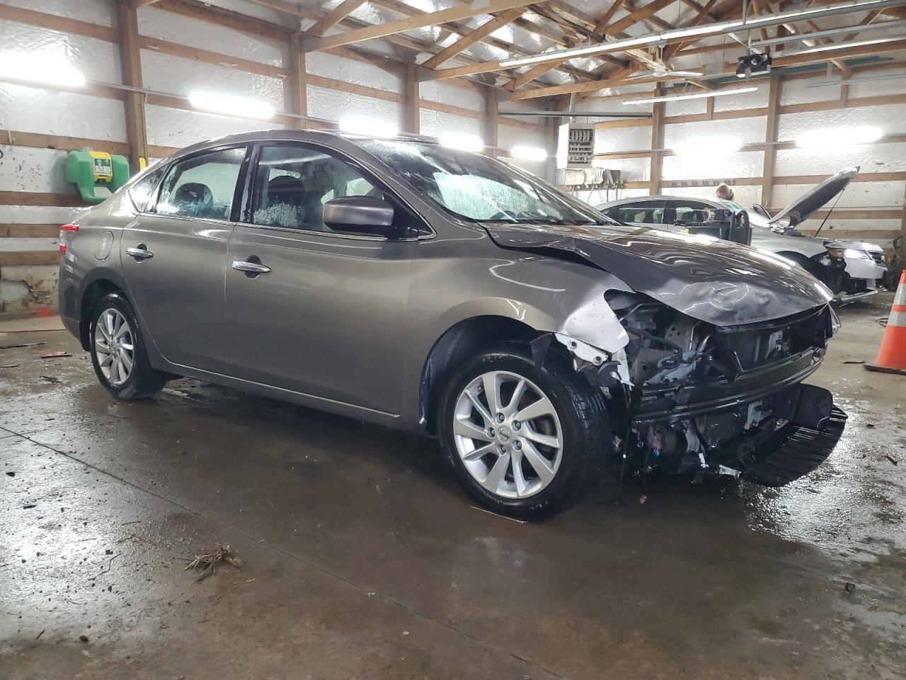2015 Nissan Sentra VIN 3N1AB7AP4FY352177 Copart auction photo, front end damage thumbnail 4