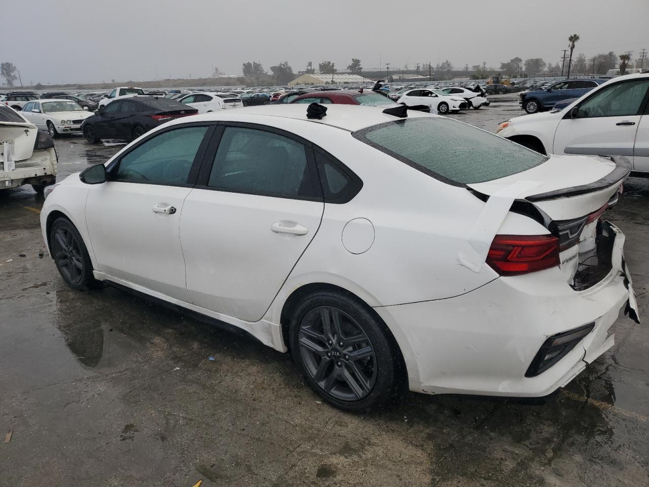2021 KIA Forte VIN 3KPF34AD2ME339351 Copart auction photo, all over damage thumbnail 2