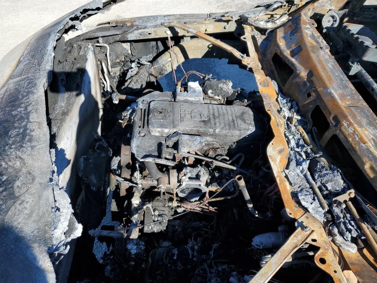 2021 RAM 3500 VIN 3C63RRGL7MG528005 Copart auction photo, burn damage thumbnail 11