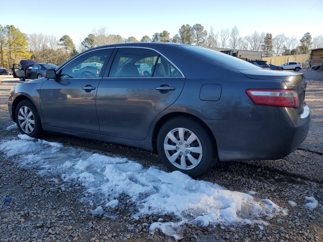 2007 Toyota Camry VIN 4T1BE46K37U129164 Copart auction photo, minor dent/scratches damage thumbnail 2