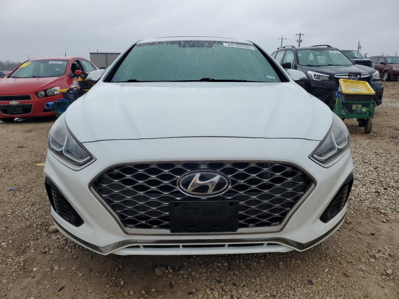2018 Hyundai Sonata VIN 5NPE34AF3JH600023 Copart auction photo, rear end / minor dent/scratches damage thumbnail 5