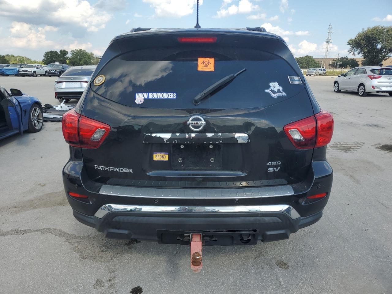 2018 Nissan Pathfinder VIN 5N1DR2MM5JC644377 Copart auction photo, minor dent/scratches damage thumbnail 6