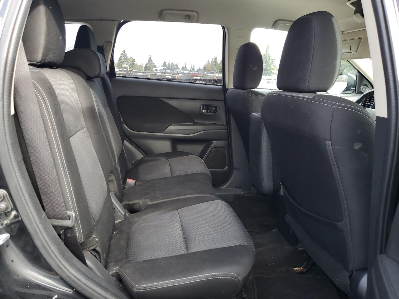 2017 Mitsubishi Outlander VIN JA4AD2A38HZ028627 Copart auction photo, side damage thumbnail 11