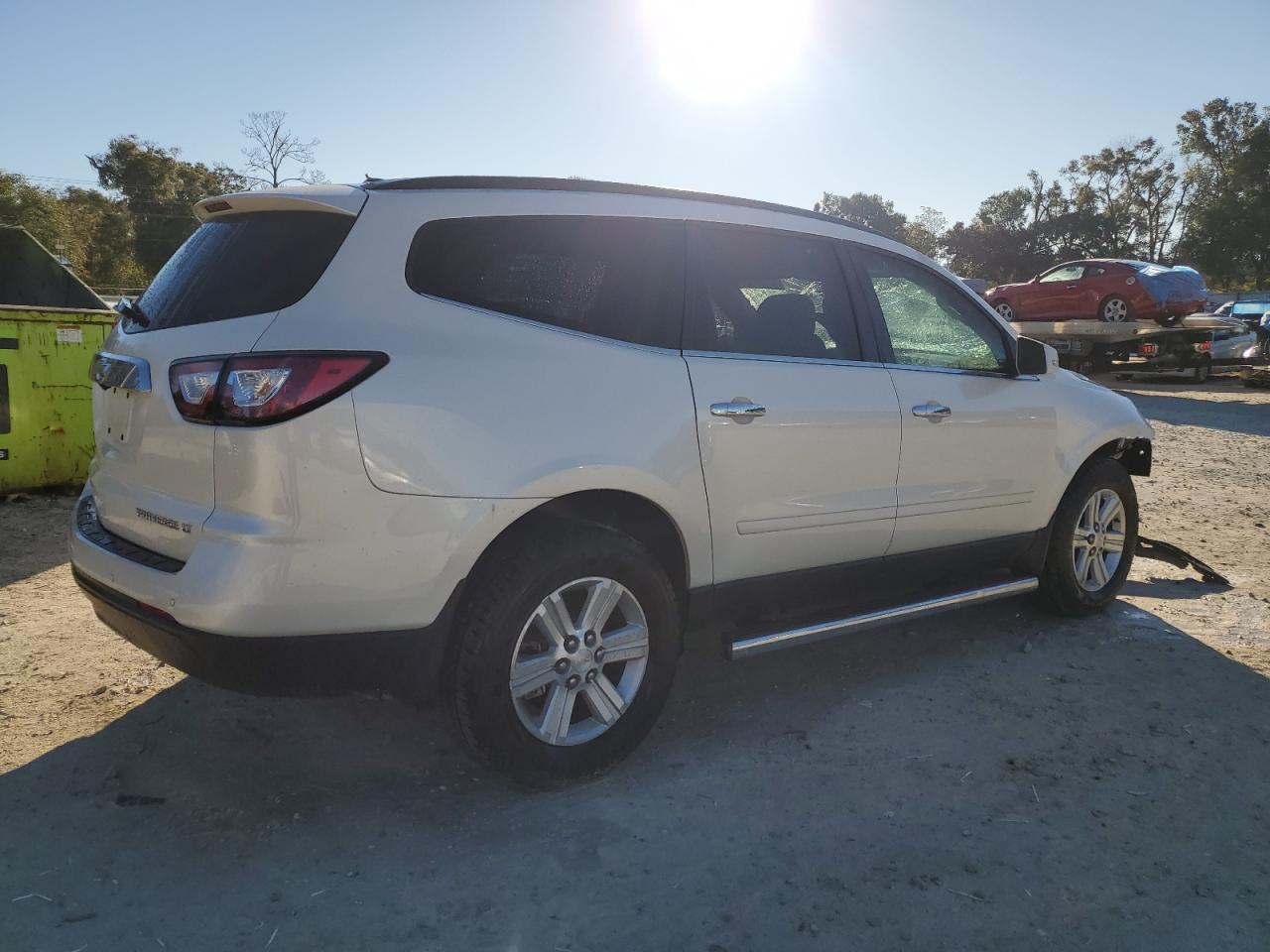 2014 Chevrolet Traverse VIN 1GNKRHKD9EJ302568 Copart auction photo, front end / side damage thumbnail 3