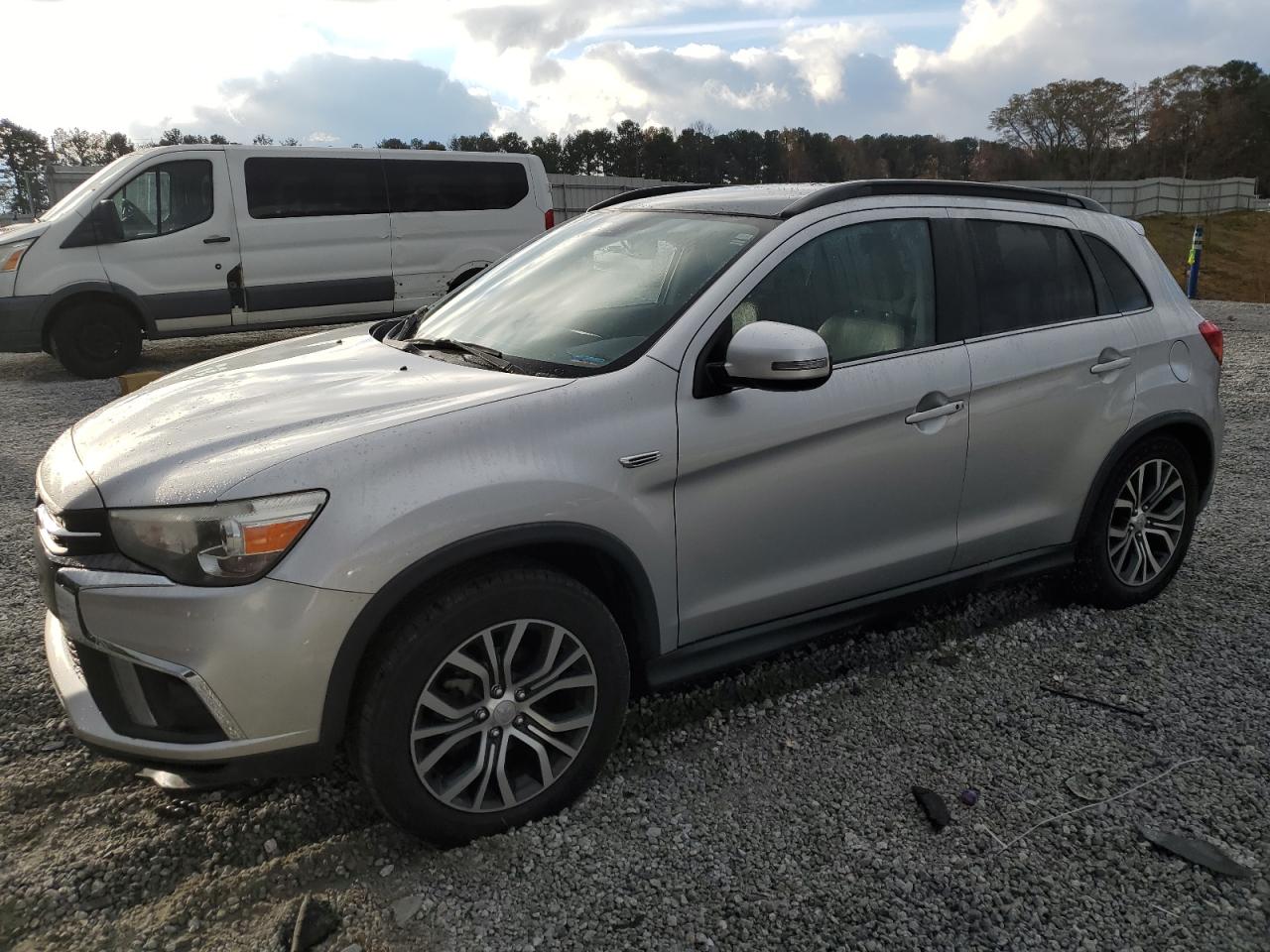 2018 Mitsubishi Outlander VIN JA4AP4AW1JU009711