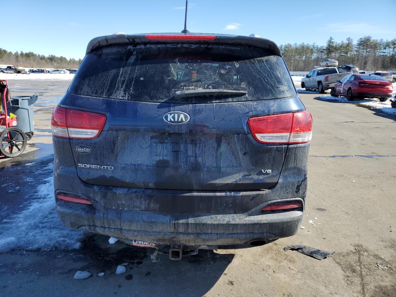 2017 KIA Sorento VIN 5XYPGDA56HG241059 Copart auction photo, front end damage thumbnail 6