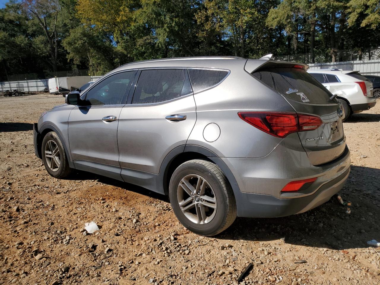 2017 Hyundai Santa Fe VIN 5NMZU3LB5HH014840 Copart auction photo, front end / undercarriage damage thumbnail 2