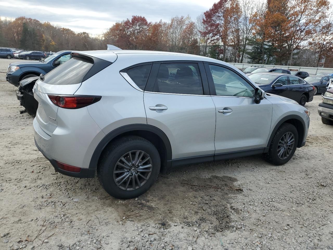 2021 Mazda CX-5 VIN JM3KFBCM6M0345869 Copart auction photo, front end / undercarriage damage thumbnail 3