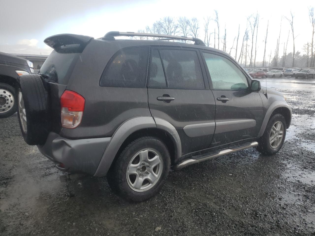 2003 Toyota RAV 4 VIN JTEGH20VX30110178 Copart auction photo, front end / rear end damage thumbnail 3