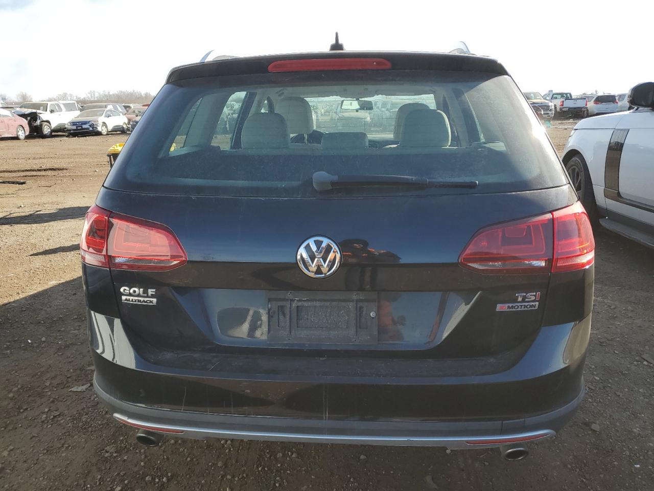 2017 Volkswagen Golf VIN 3VWH17AU9HM508497 Copart auction photo, front end / side damage thumbnail 6