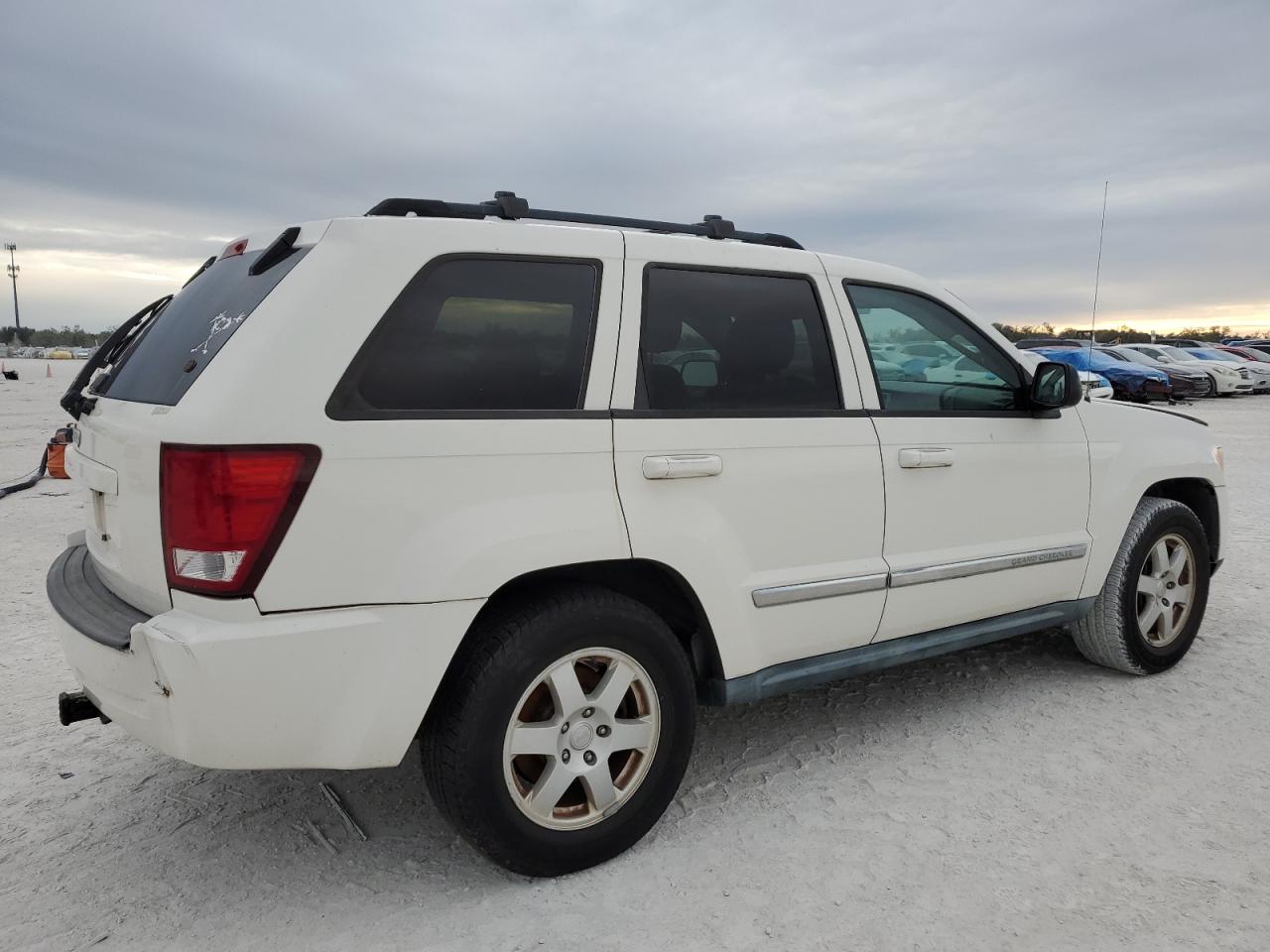 2010 Jeep Grand Cherokee VIN 1J4PS4GK9AC155275 Copart auction photo, mechanical / minor dent/scratches damage thumbnail 3