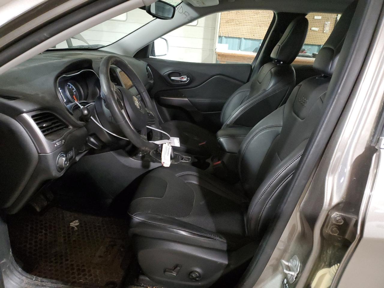 2021 Jeep Grand Cherokee VIN 1C4PJMMX2MD225223 Copart auction photo, front end / minor dent/scratches damage thumbnail 7