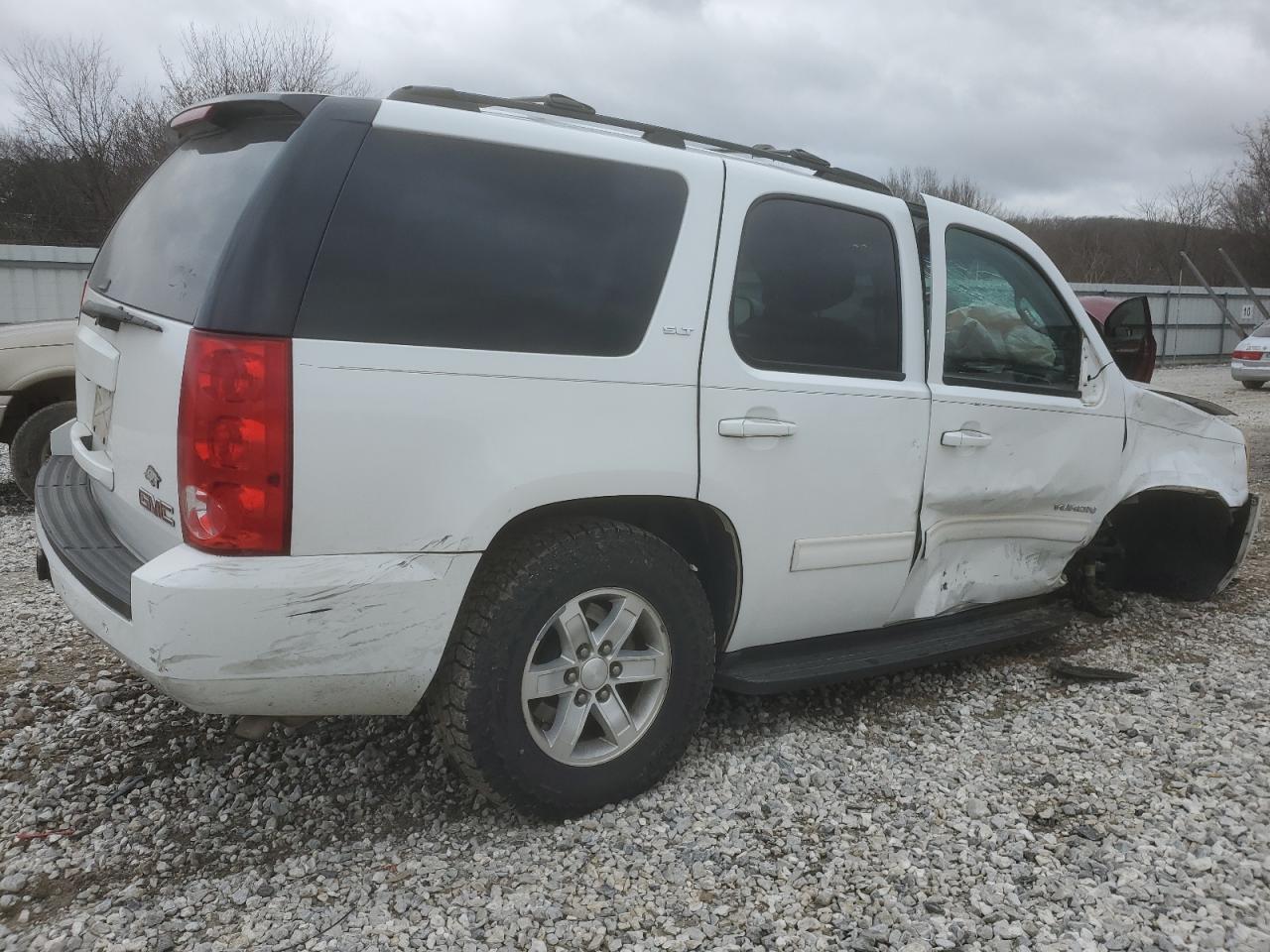 2012 GMC Yukon VIN 1GKS2CE09CR122728 Copart auction photo, all over damage thumbnail 3