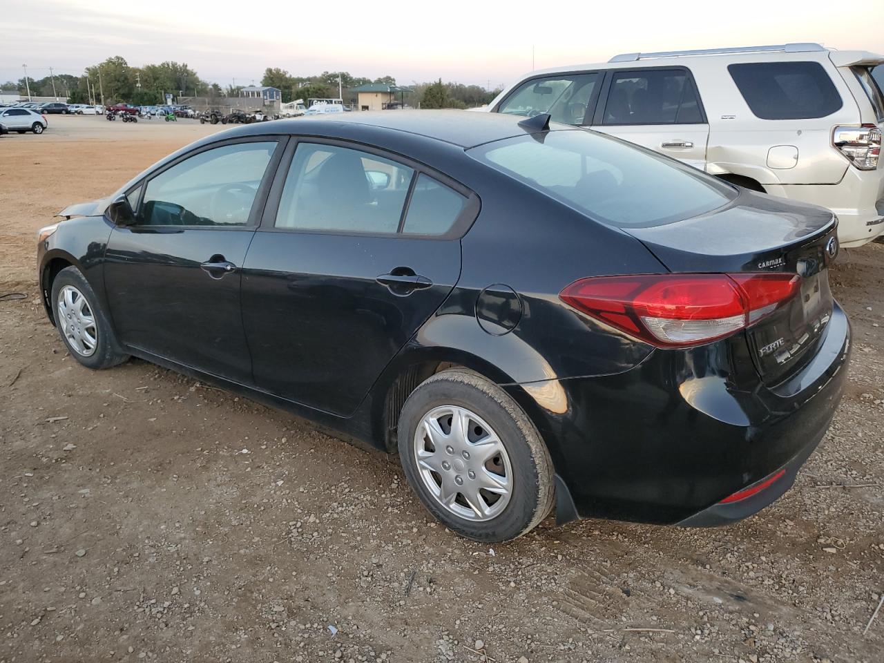 2017 KIA Forte VIN 3KPFK4A76HE148714 Copart auction photo, front end damage thumbnail 2
