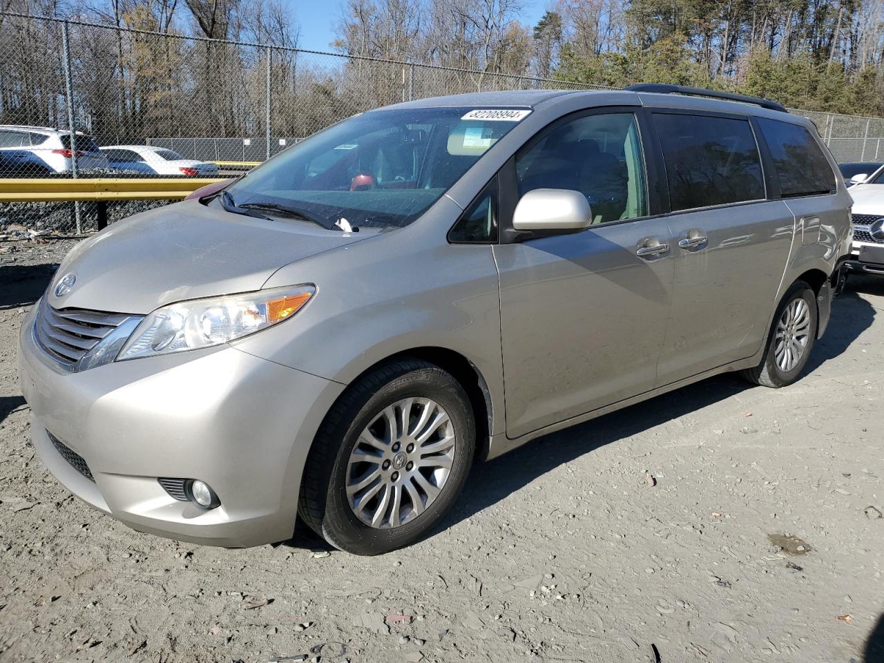 2017 Toyota Sienna VIN 5TDYZ3DC6HS859066