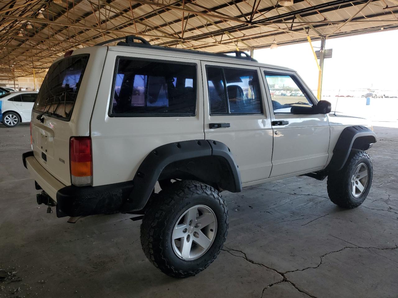 2001 Jeep Grand Cherokee VIN 1J4FT48S21L614119 Copart auction photo, minor dent/scratches damage thumbnail 3
