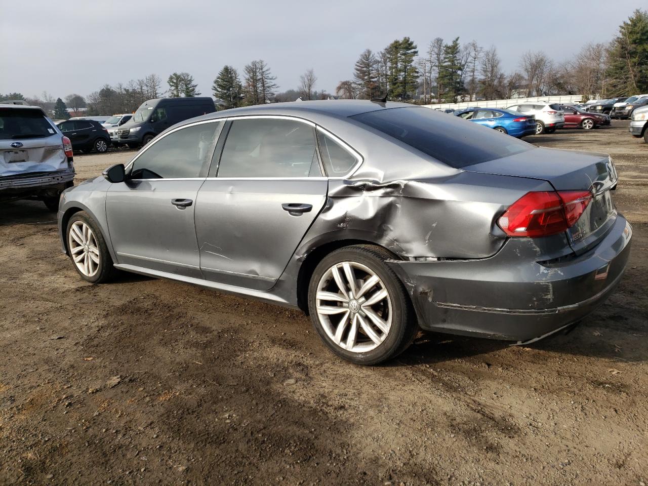 2016 Volkswagen Passat VIN 1VWCT7A31GC025212 Copart auction photo, rear end / minor dent/scratches damage thumbnail 2