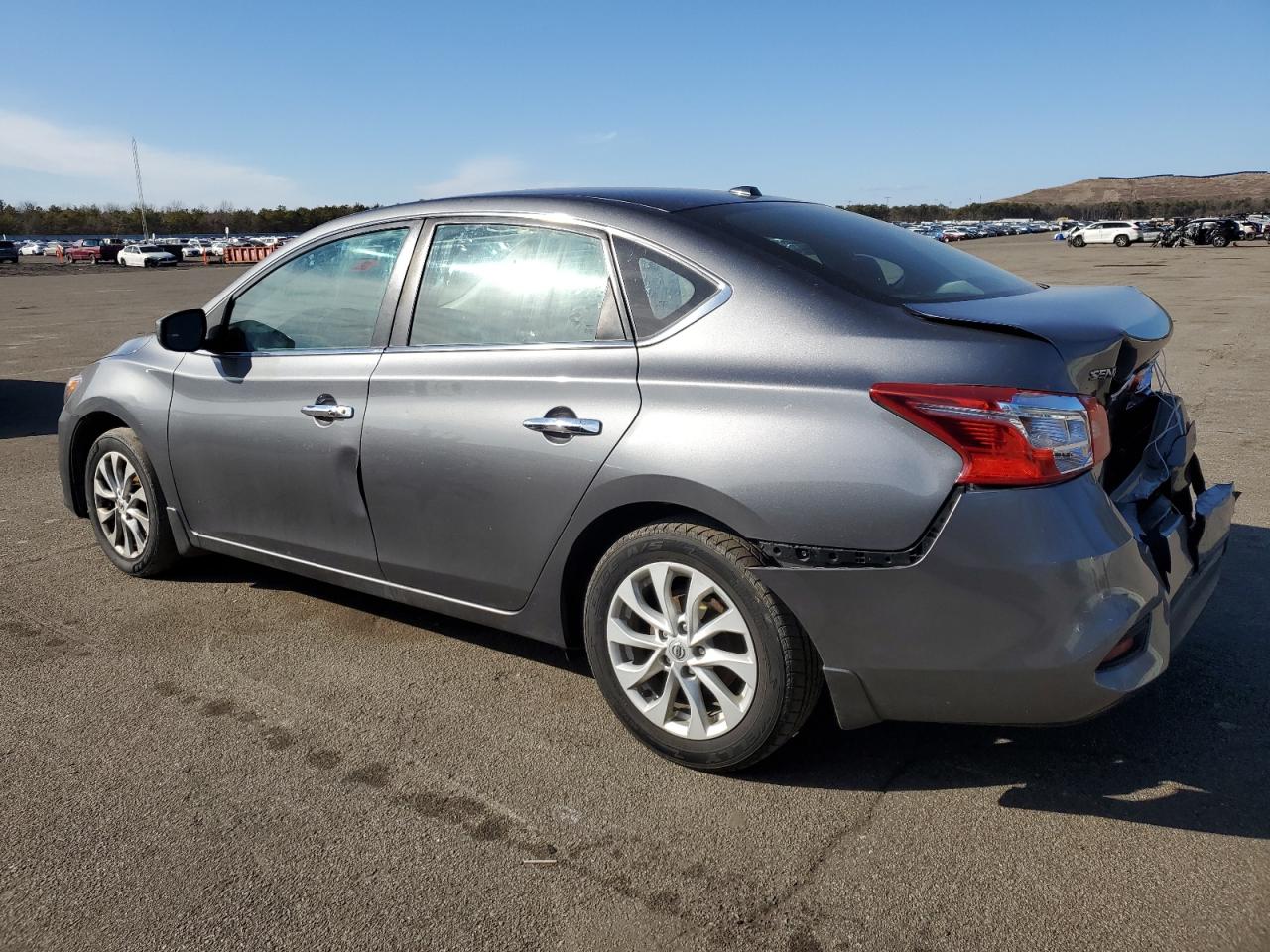 2018 Nissan Sentra VIN 3N1AB7AP2JL635442 Copart auction photo, rear end / minor dent/scratches damage thumbnail 2
