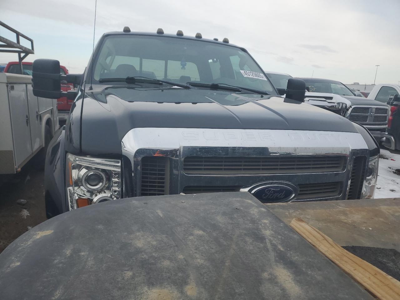 2008 Ford F450 VIN 1FTXW43R18EC21068 Copart auction photo, vandalism damage thumbnail 5