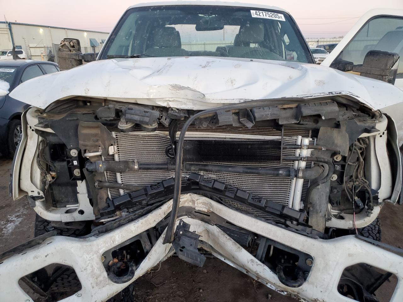 2011 Ford F250 VIN 1FT7W2BT3BEB48701 Copart auction photo, front end damage thumbnail 13