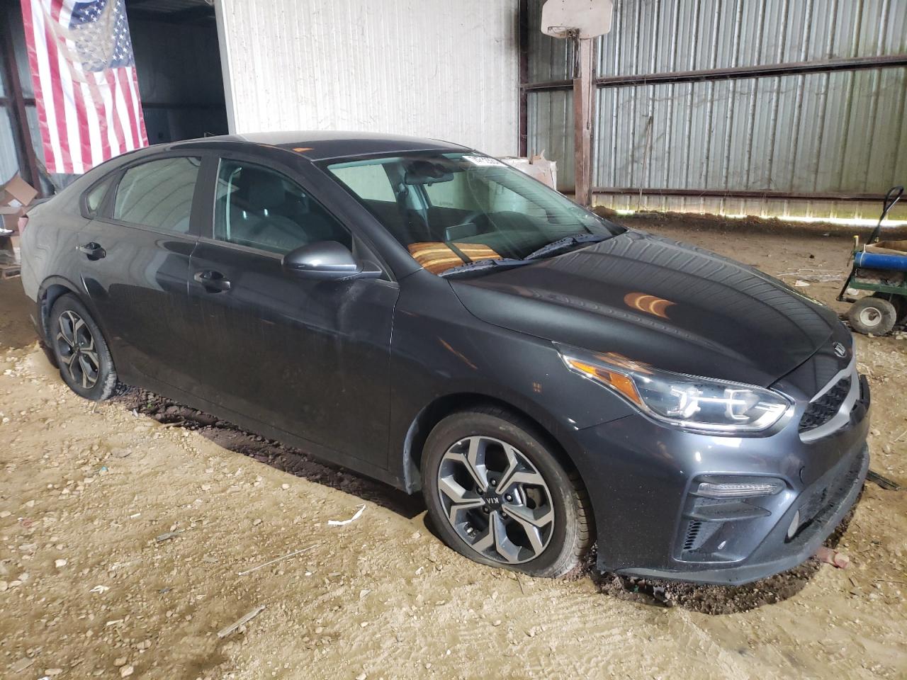 2021 KIA Forte VIN 3KPF24AD5ME319923 Copart auction photo, front end / minor dent/scratches damage thumbnail 4