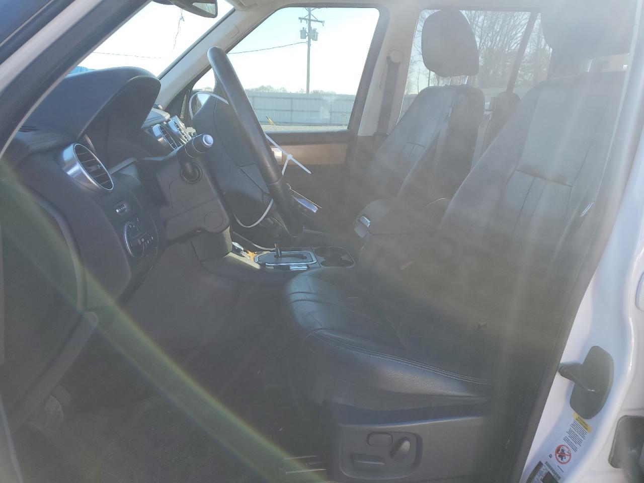2013 Land Rover LR4 VIN SALAB2D46DA698159 Copart auction photo, rear end / minor dent/scratches damage thumbnail 7