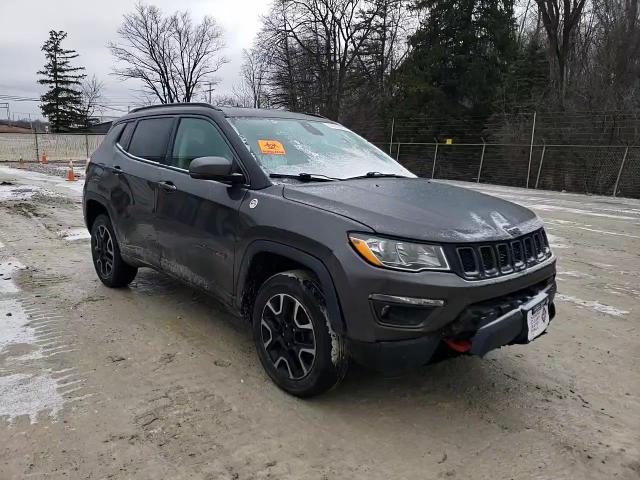 2019 Jeep Compass VIN 3C4NJDDB8KT748006 Copart auction photo, front end damage thumbnail 11