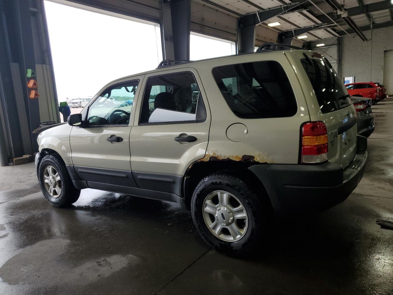 2003 Ford Escape VIN 1FMYU93143KD92761 Copart auction photo, front end damage thumbnail 2