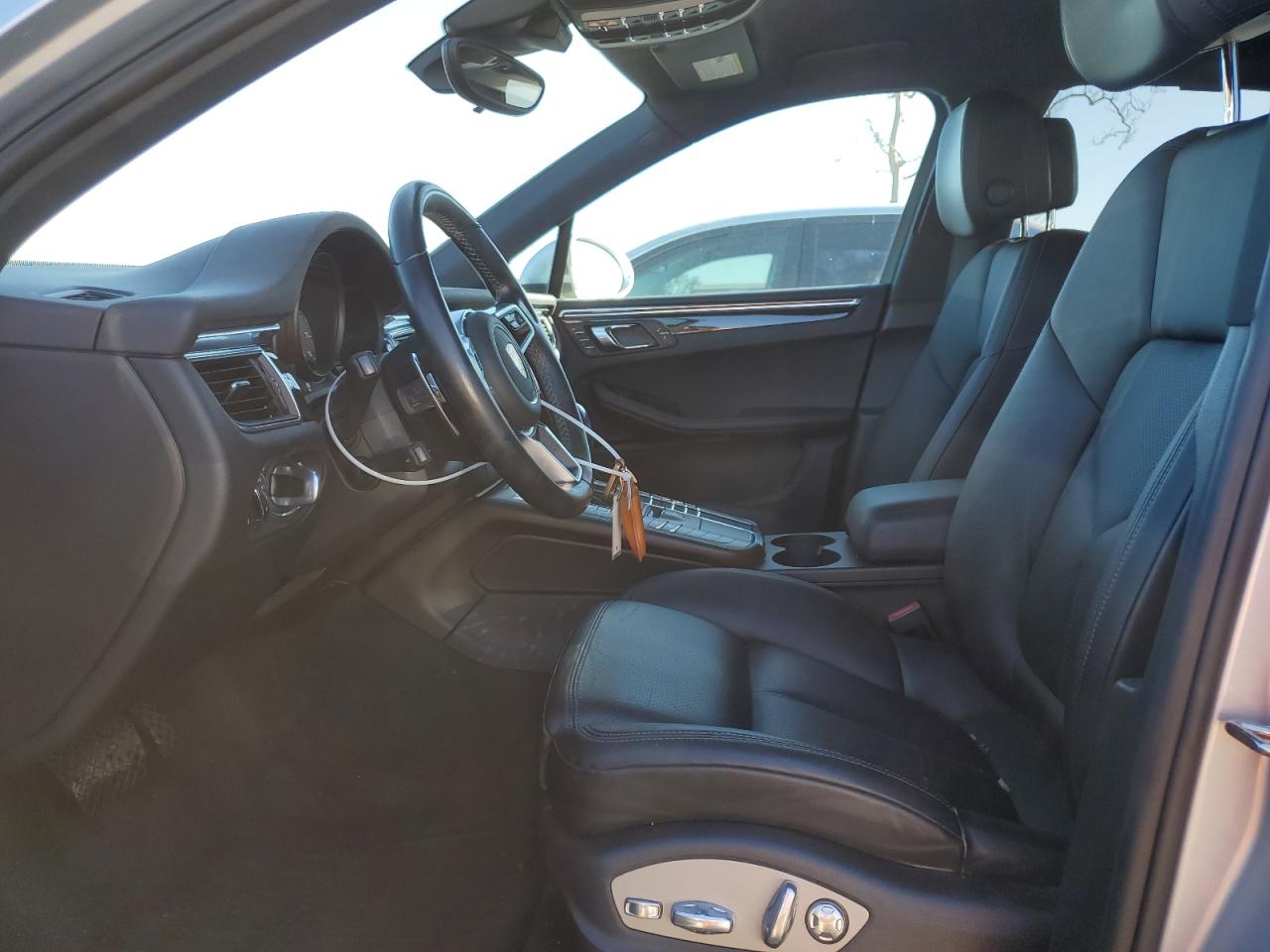 2017 Porsche Macan VIN WP1AB2A50HLB10026 Copart auction photo, front end damage thumbnail 7