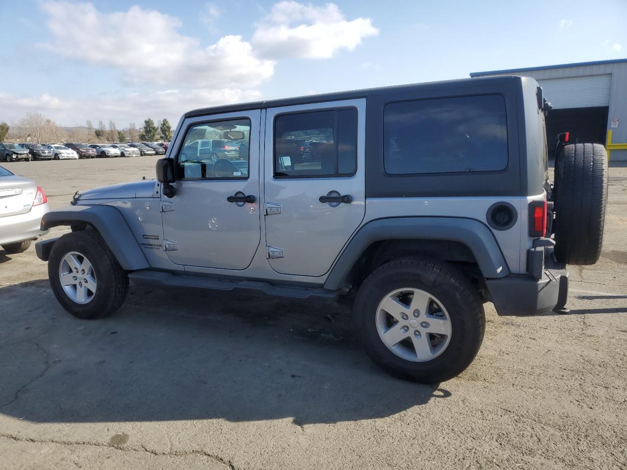2015 Jeep Wrangler VIN 1C4BJWDG9FL551339 Copart auction photo, minor dent/scratches damage thumbnail 2