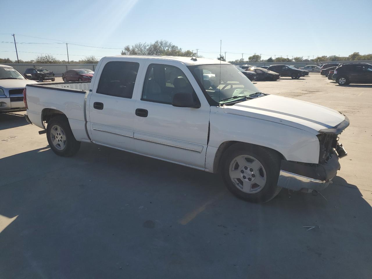 2005 Chevrolet Silverado VIN 2GCEC13T351389236 Copart auction photo, front end / mechanical damage thumbnail 4