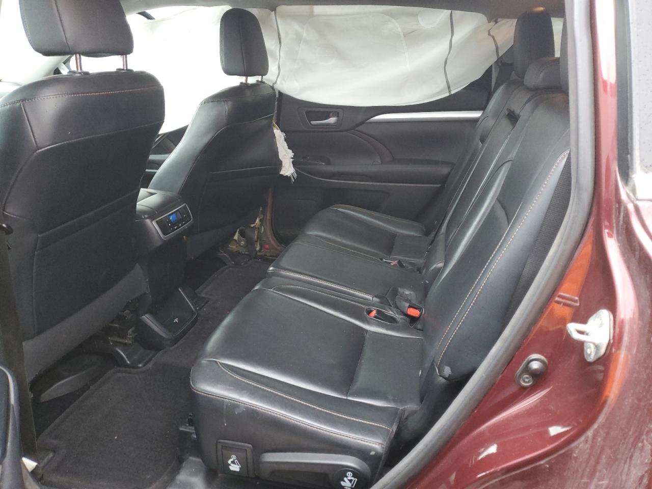 2015 Toyota Highlander VIN 5TDJKRFH7FS105625 Copart auction photo, side / rear end damage thumbnail 10