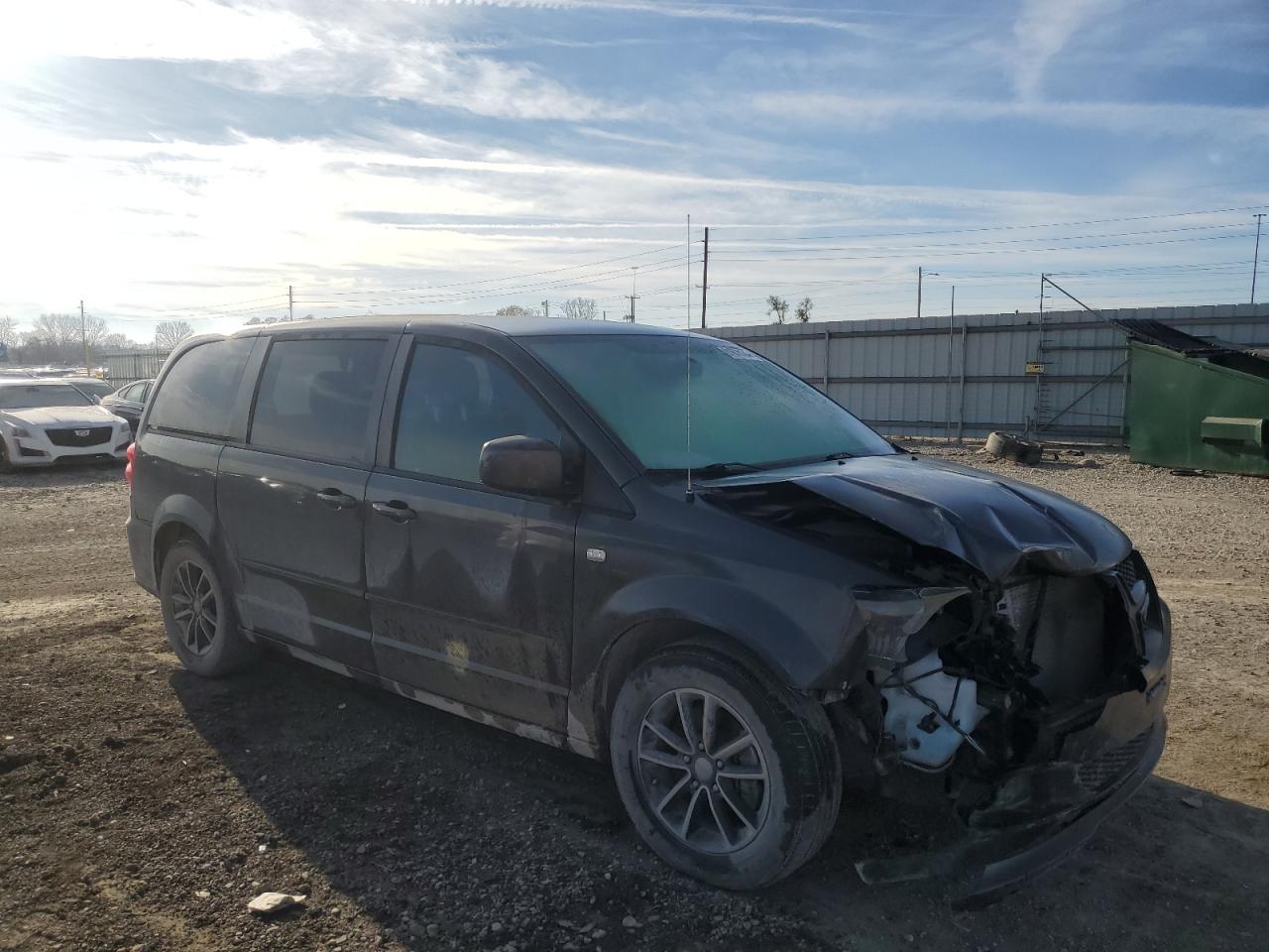 2014 Dodge Caravan VIN 2C4RDGBG9ER458261 Copart auction photo, front end damage thumbnail 4
