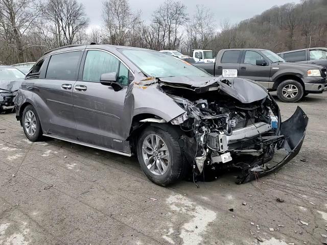 2021 Toyota Sienna VIN 5TDJRKECXMS052196 Copart auction photo, all over damage thumbnail 11