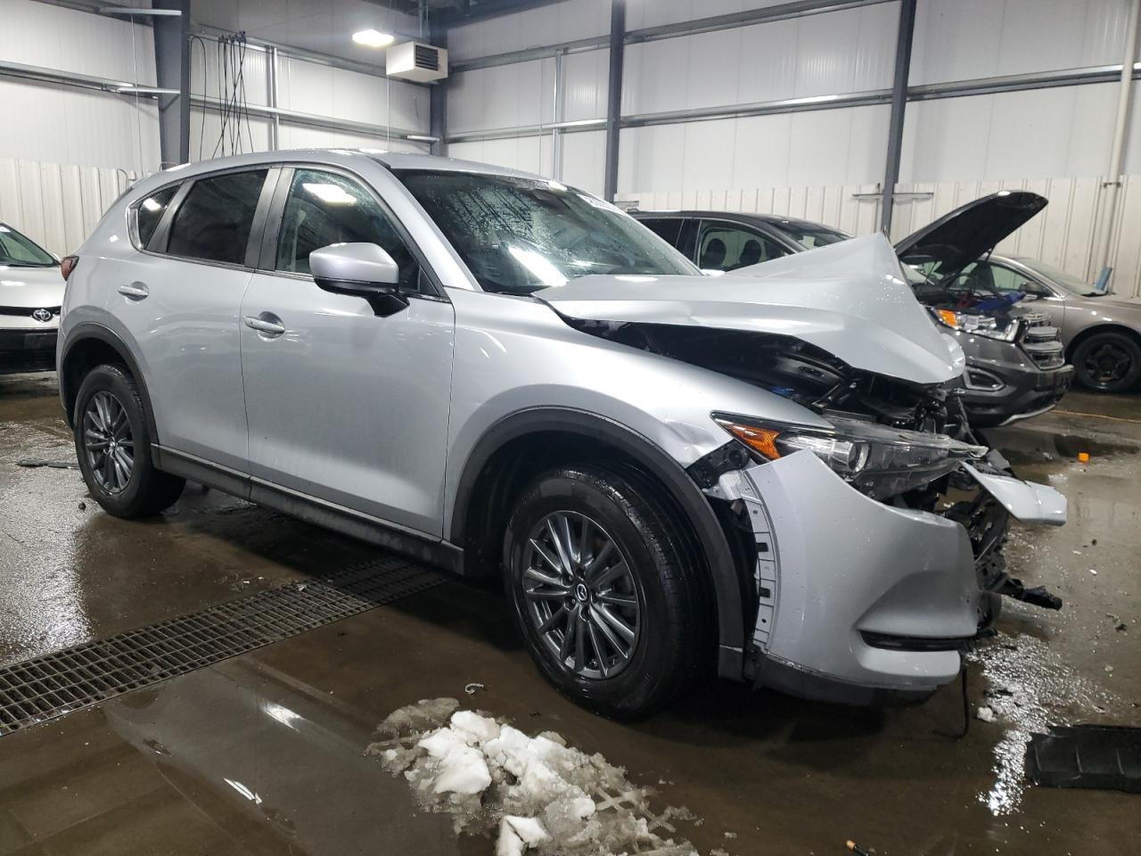 2019 Mazda CX-5 VIN JM3KFACM4K1552732 Copart auction photo, front end / side damage thumbnail 4