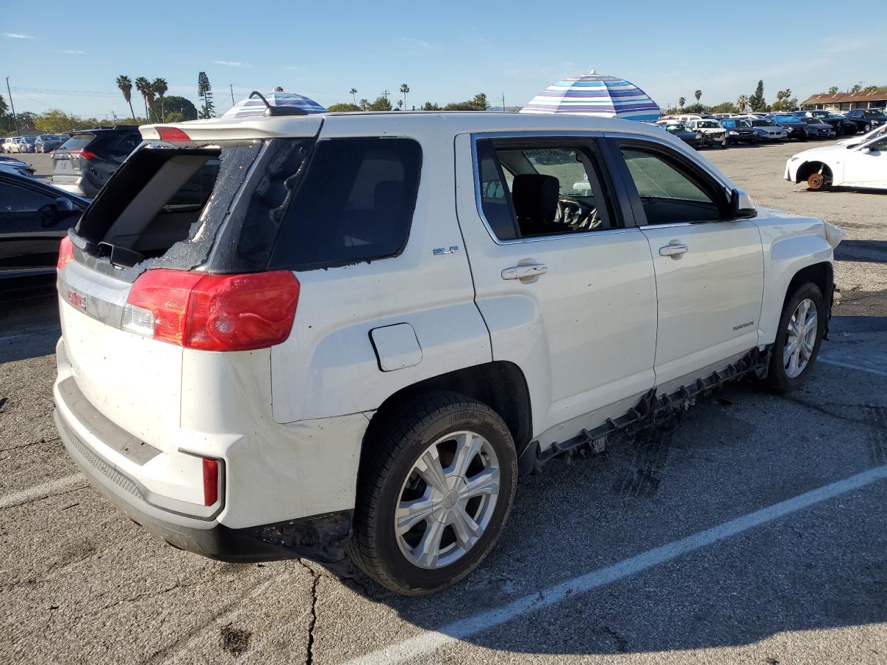 2017 GMC Terrain VIN 2GKALMEK7H6339665 Copart auction photo, burn damage thumbnail 3