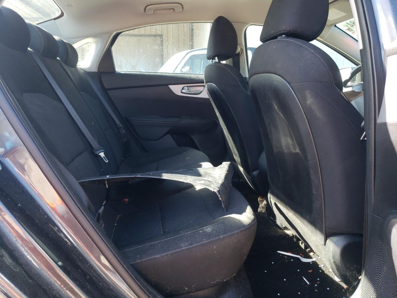 2022 KIA Forte VIN 3KPF24AD3NE427507 Copart auction photo, rear end / minor dent/scratches damage thumbnail 10
