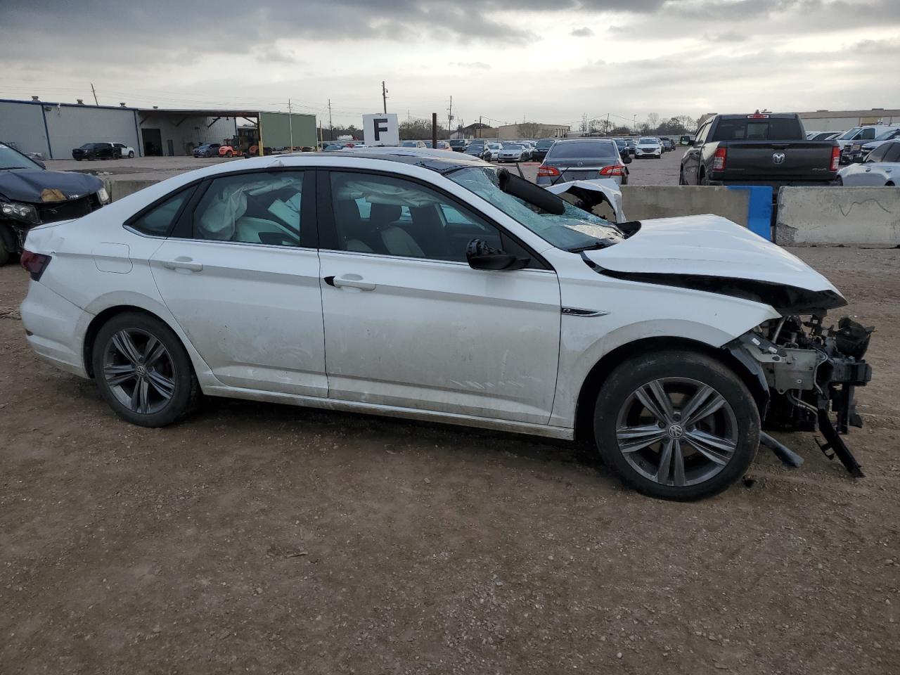 2020 Volkswagen Jetta VIN 3VWC57BU3LM089259 Copart auction photo, front end / side damage thumbnail 4