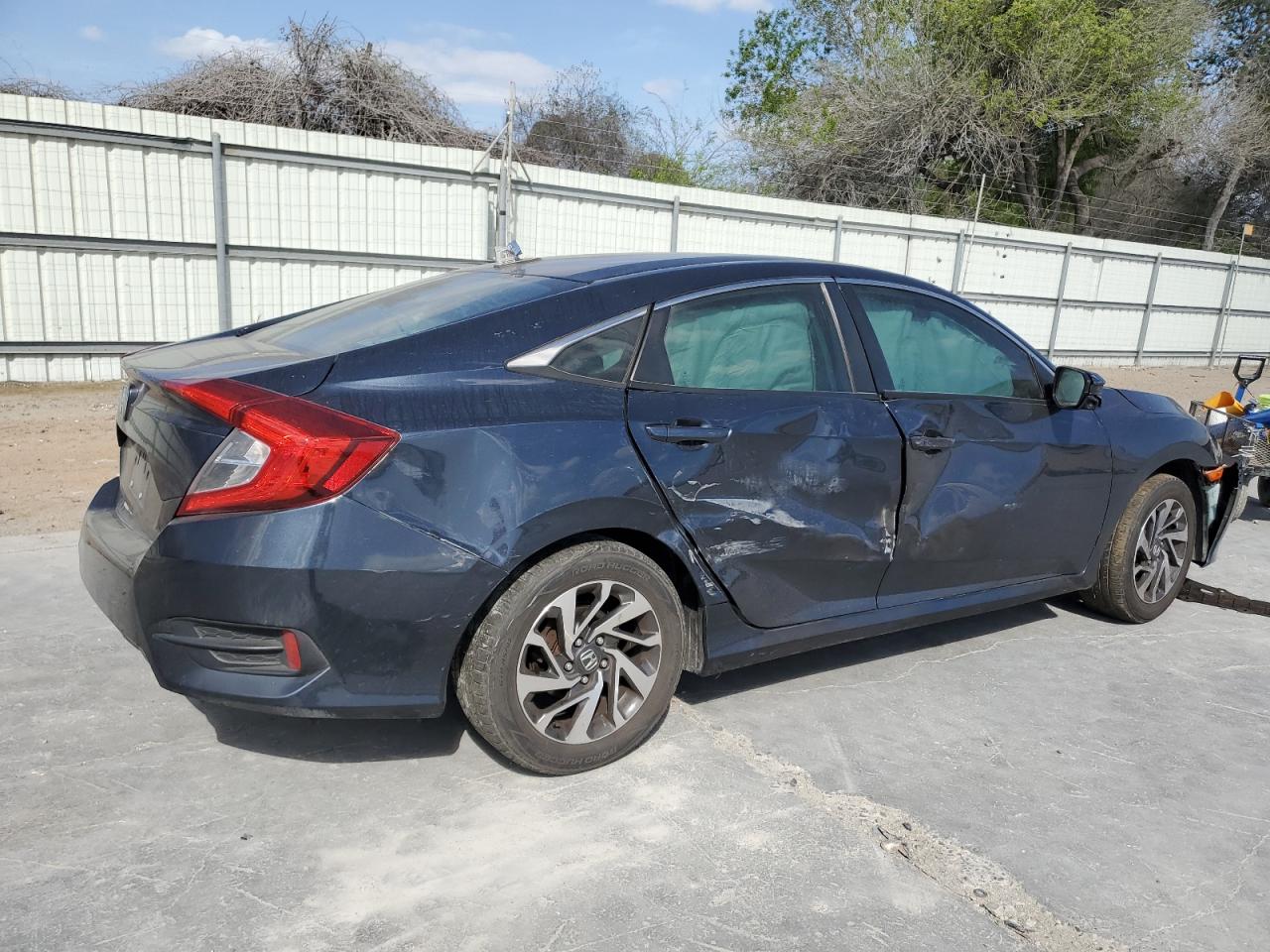 2018 Honda Civic VIN 19XFC2F82JE013321 Copart auction photo, all over damage thumbnail 3