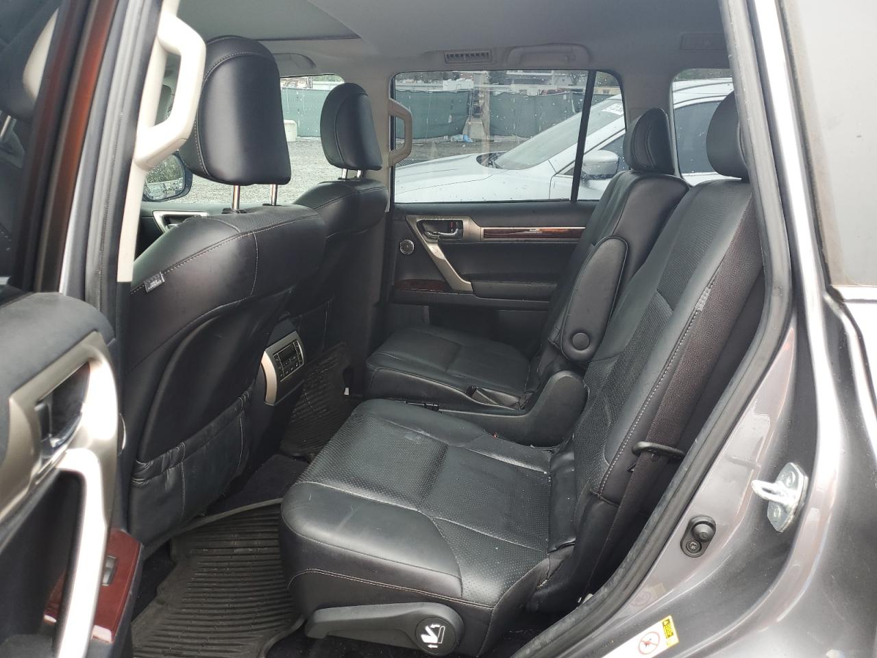 2017 Lexus GX VIN JTJJM7FX0H5164656 Copart auction photo, side / rear end damage thumbnail 11
