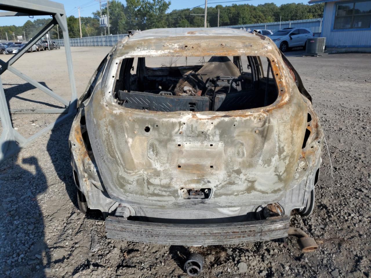 2018 Buick Encore VIN KL4CJASBXJB623527 Copart auction photo, burn damage thumbnail 6
