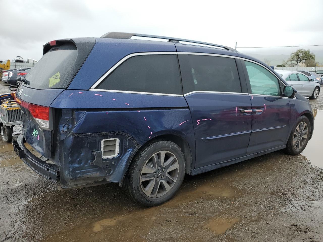 2015 Honda Odyssey VIN 5FNRL5H97FB101531 Copart auction photo, rear end / side damage thumbnail 3