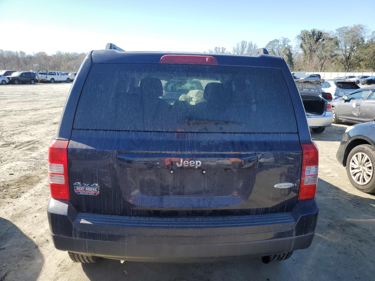 2014 Jeep Liberty (Patriot) VIN 1C4NJRFB0ED694284 Copart auction photo, front end damage thumbnail 6